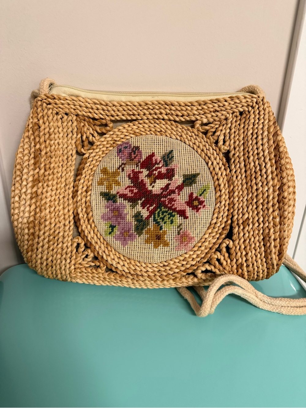 Summer straw bag